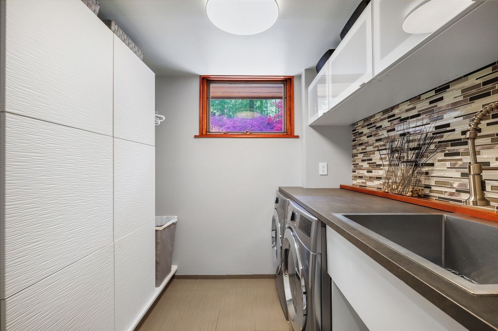 Mid century modern laundry room