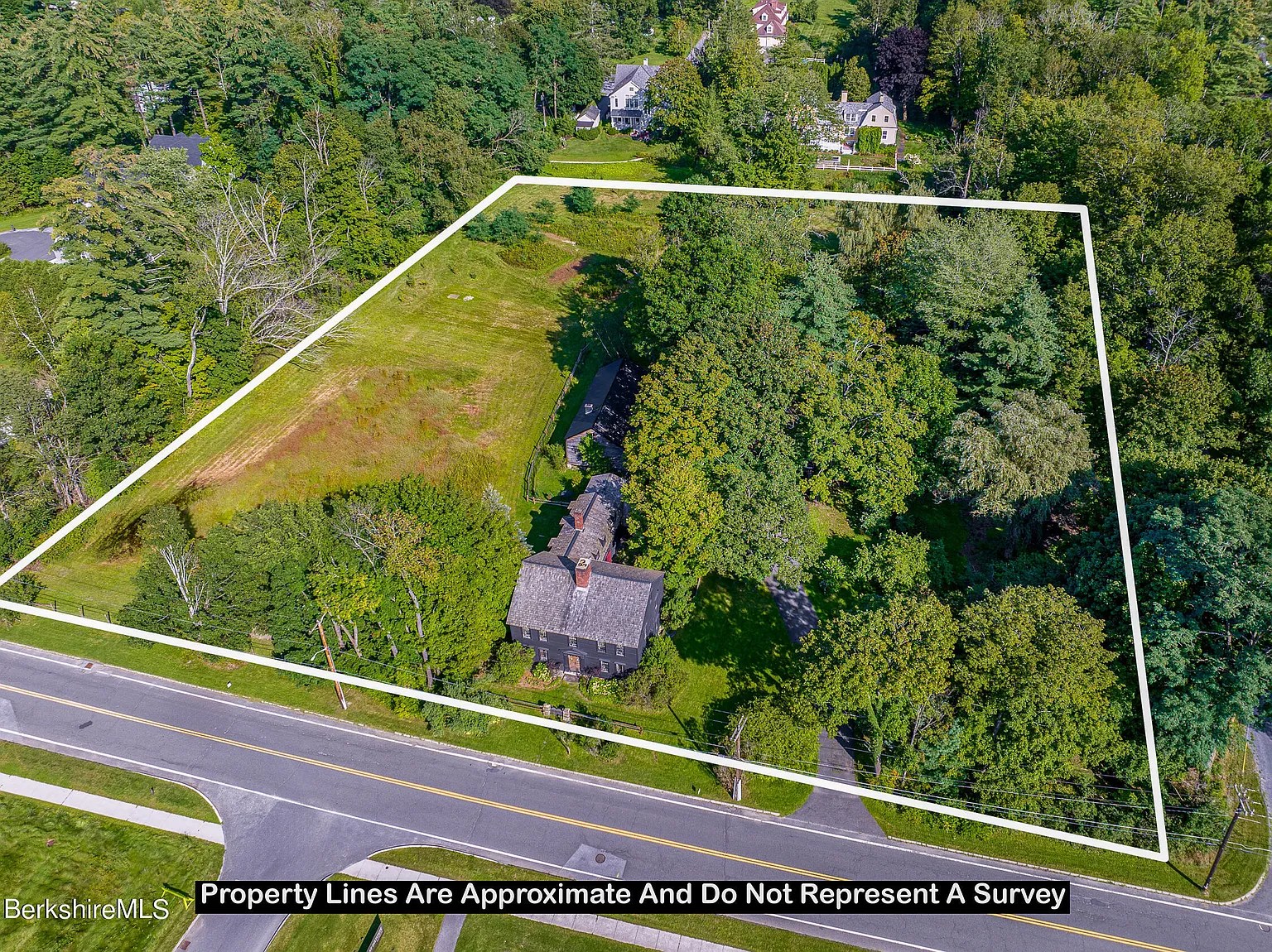 Showing the acreage of a  restored 18th-century Georgian home in Williamstown Massachusetts